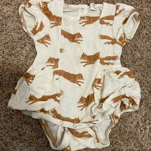Kate Quinn Cream and Brown Fox Baby Outfit